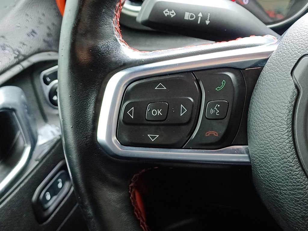 Used 2019 Jeep Wrangler Rubicon w/ Uconnect 4C Nav & Sound Group AWD/4WD image 17