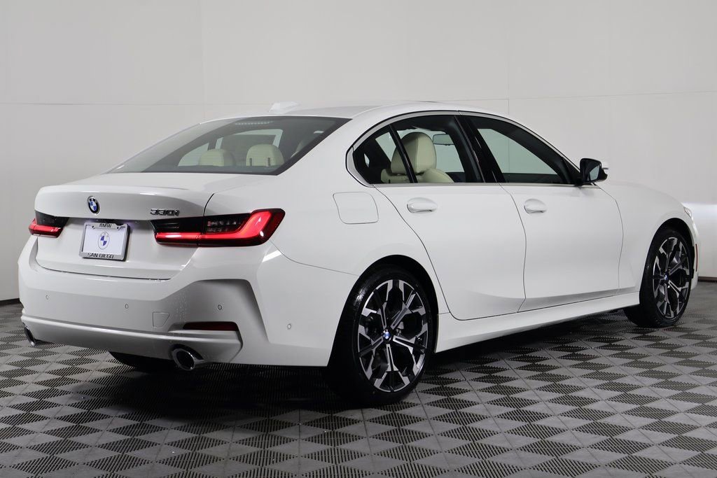 New 2026 BMW 330i Sedan w/ Premium Package image 2