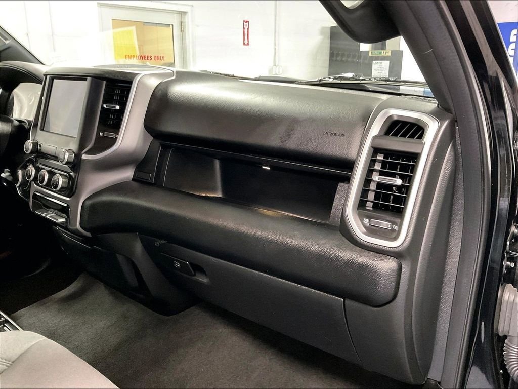 Used 2022 RAM 1500 Big Horn AWD/4WD image 13