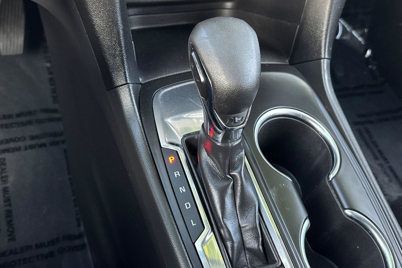 Used 2023 Chevrolet Equinox LT FWD image 24