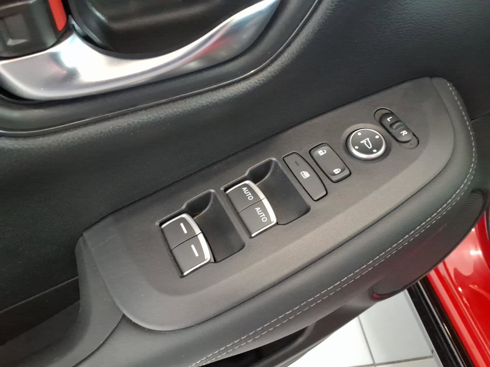 Certified 2024 Honda HR-V EX-L image 19