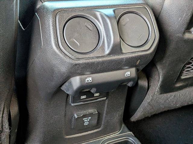 Used 2021 Jeep Wrangler Unlimited Rubicon w/ LED Lighting Group AWD/4WD image 18