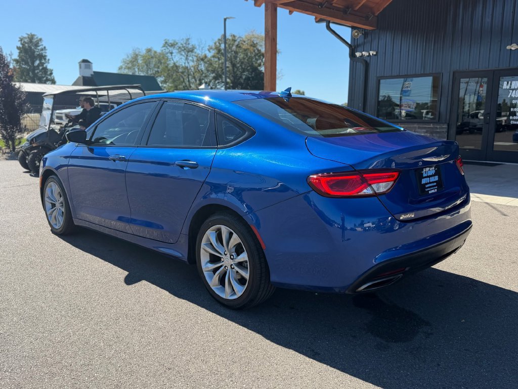 Used 2015 Chrysler 200 S w/ Navigation & Sound Group I FWD image 6