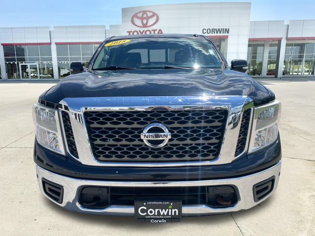 Used 2018 Nissan Titan SV w/ SV Convenience Package AWD/4WD image 8