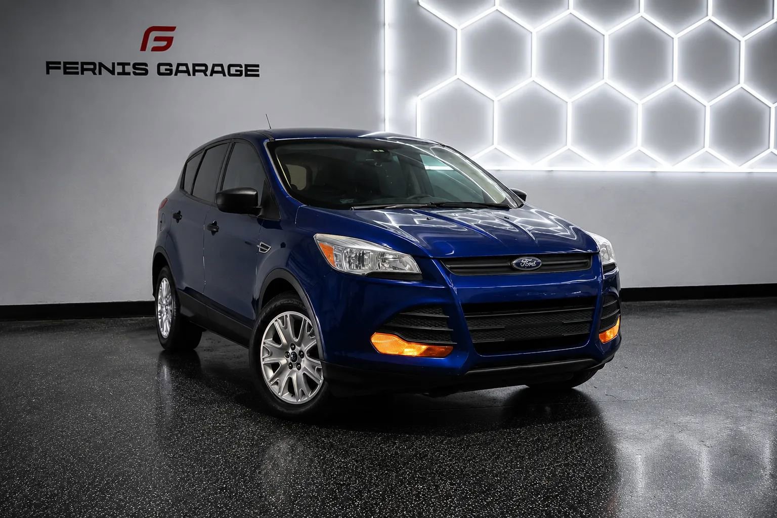 Used 2016 Ford Escape S FWD image 1