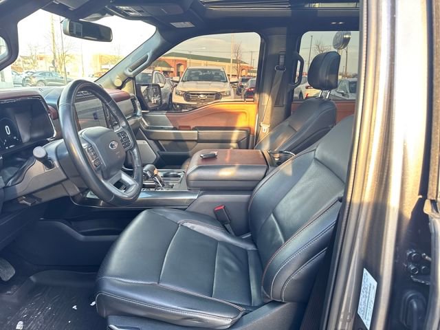 Used 2022 Ford F150 Lariat image 9