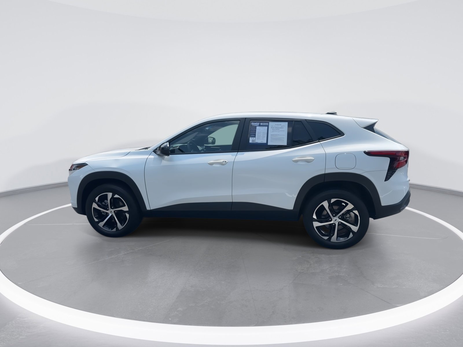 Used 2025 Chevrolet Trax RS w/ Driver Confidence Package image 6