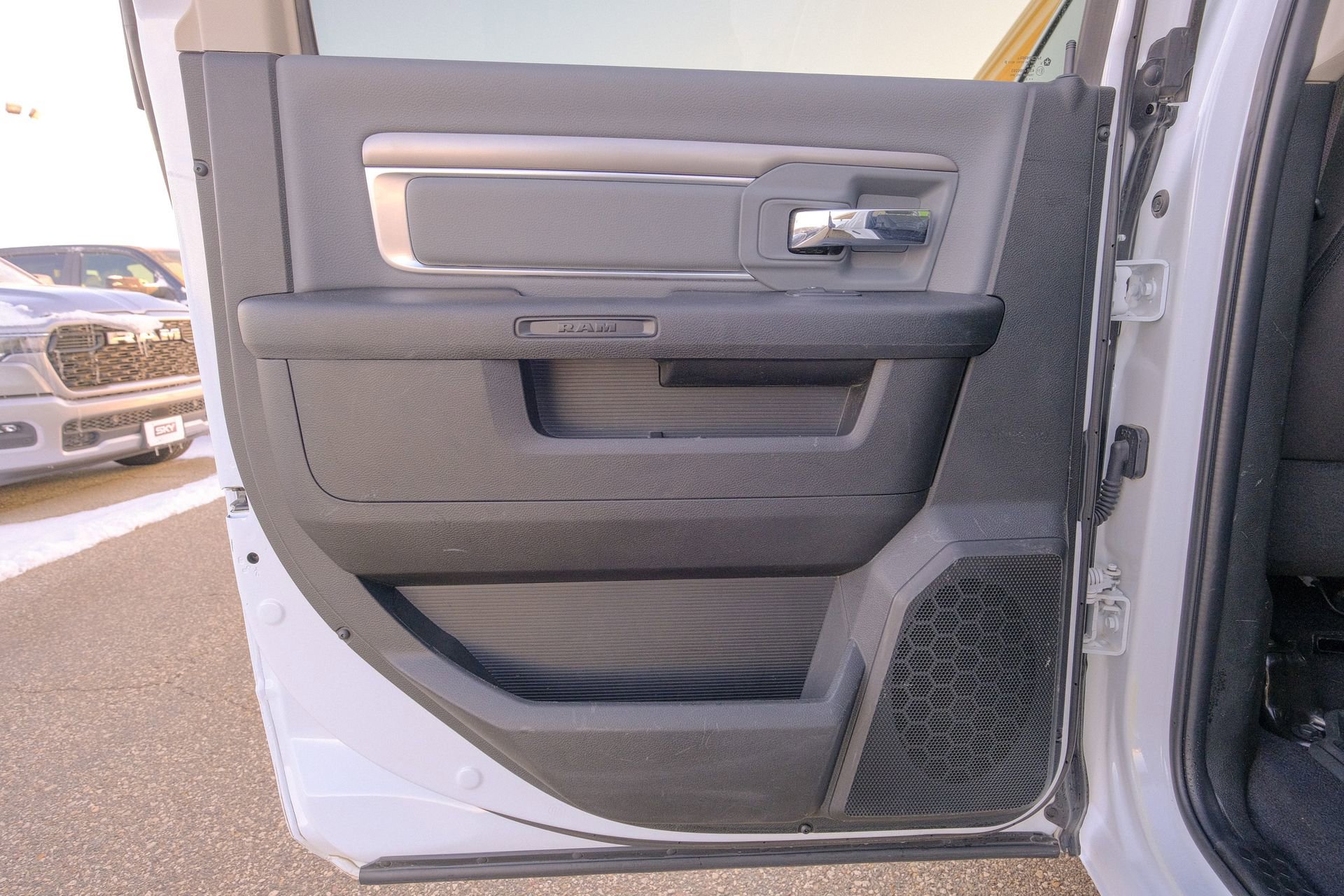 Used 2023 RAM 1500 Classic SLT w/ Electronics Group image 29