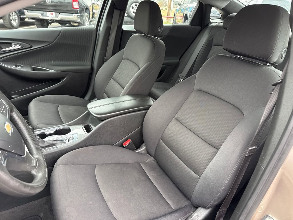 Used 2024 Chevrolet Malibu LT image 53