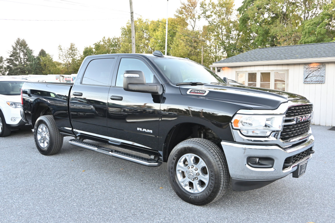 Used 2024 RAM 2500 Big Horn w/ Bed Utility Group image 3