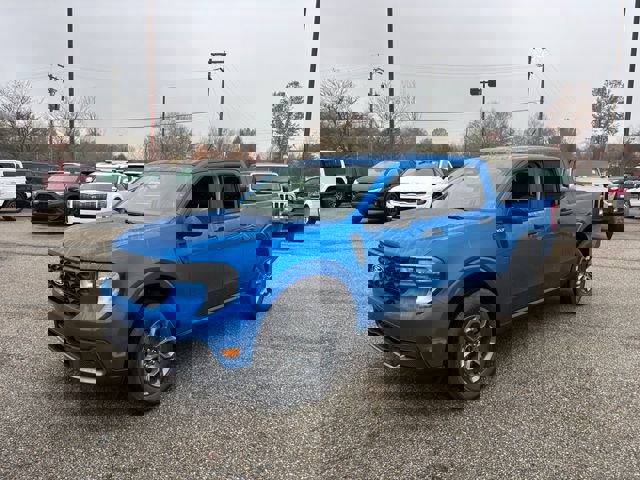 New 2025 Ford Maverick XLT image 2