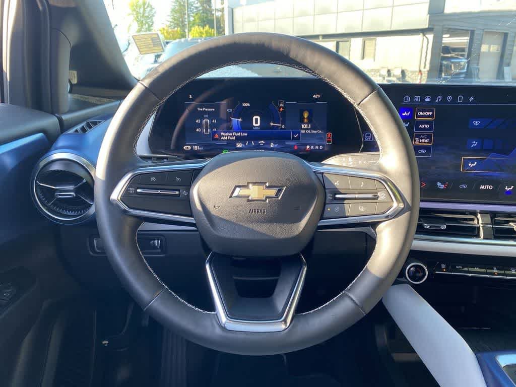 Used 2025 Chevrolet Equinox EV LT w/ Convenience Package FWD image 19