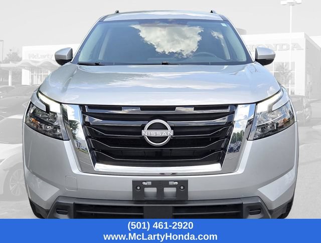 Used 2025 Nissan Pathfinder SV AWD/4WD image 5
