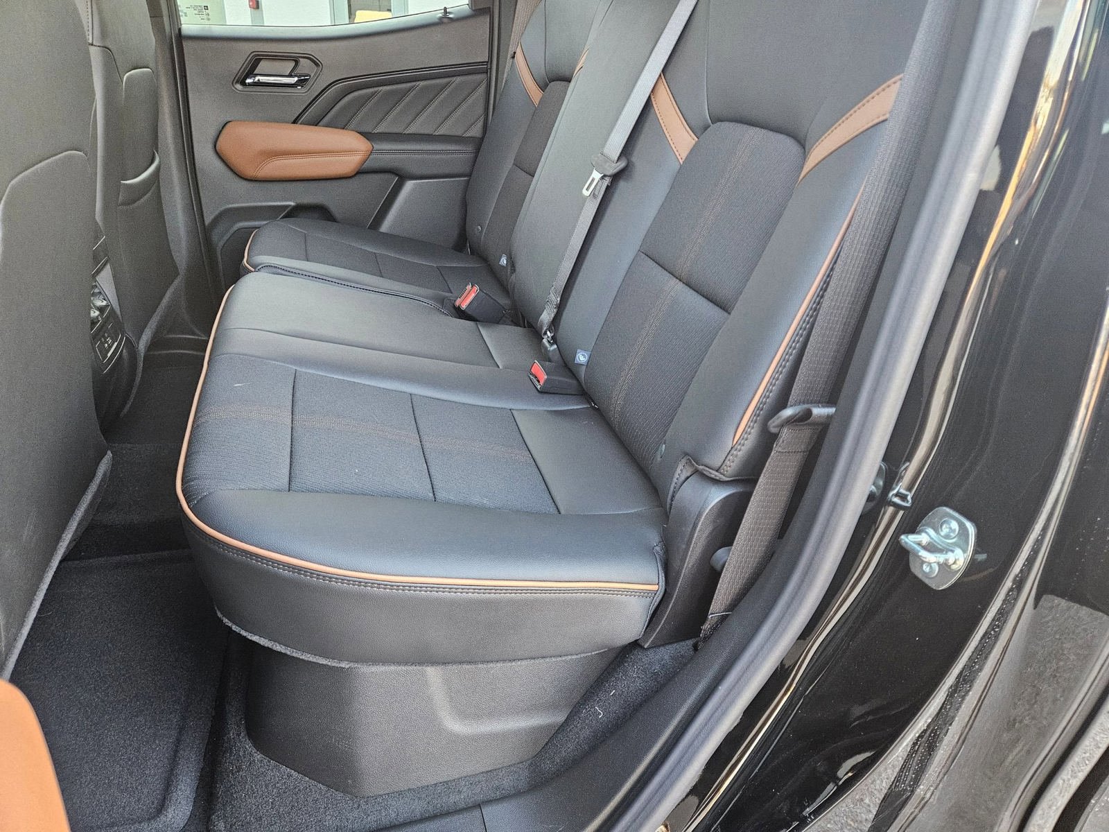 New 2026 GMC Canyon AT4 AWD/4WD image 26