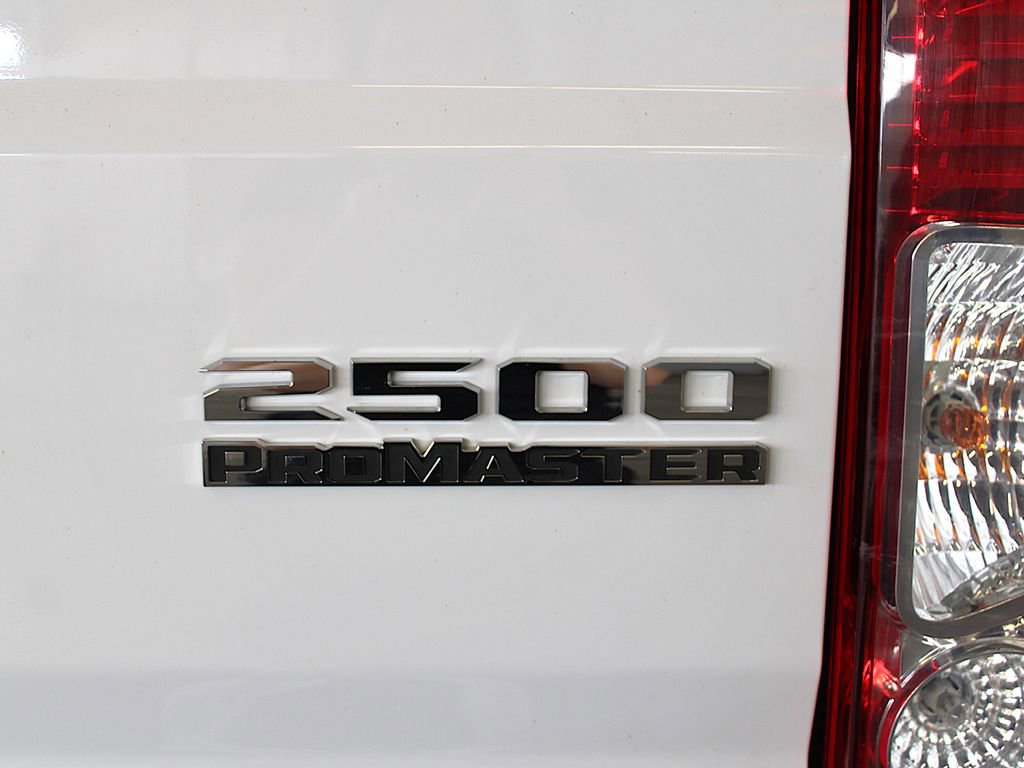 Used 2025 RAM ProMaster 2500 w/ Convenience Group FWD image 32