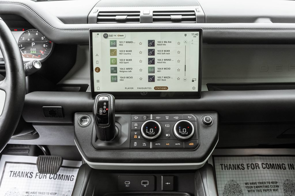 Used 2023 Land Rover Defender 130 First Edition AWD/4WD image 18