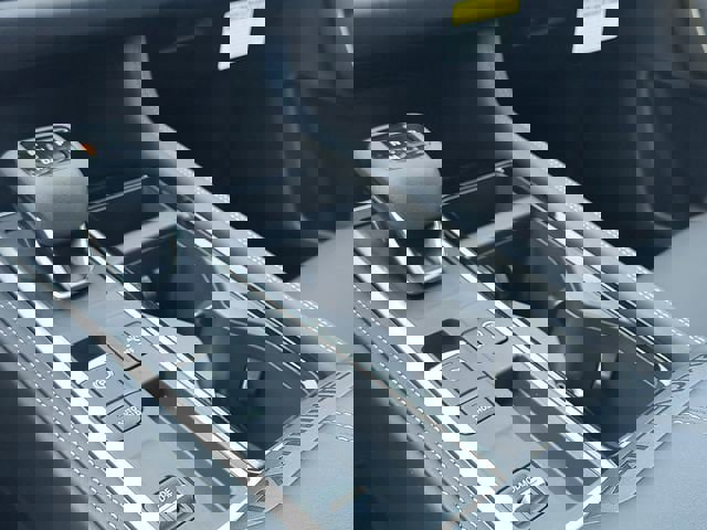 New 2025 Nissan Pathfinder Platinum image 11