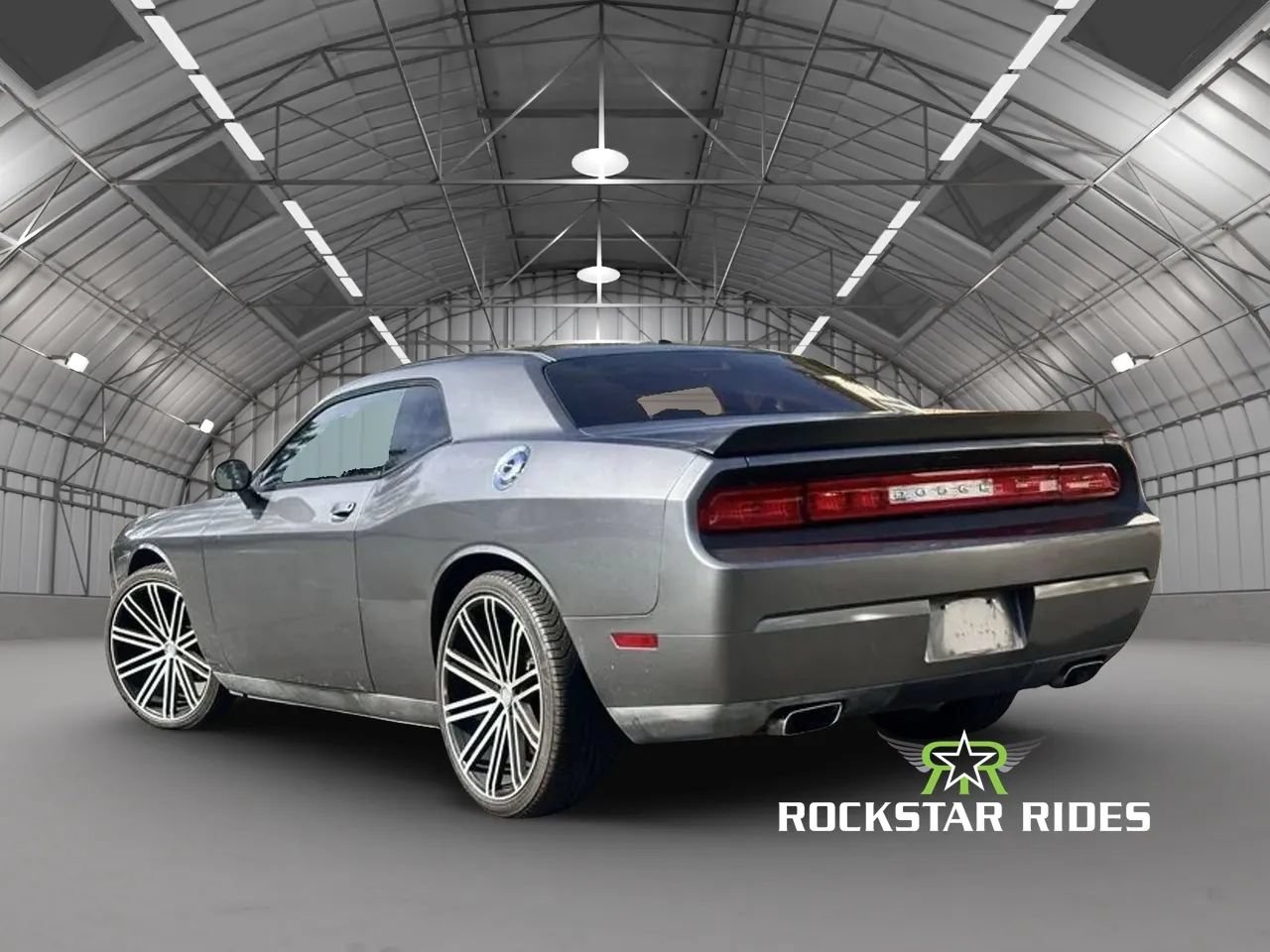 Used 2011 Dodge Challenger RWD image 10