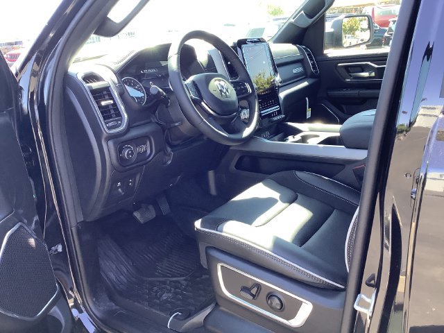 New 2026 RAM 1500 Laramie AWD/4WD image 7