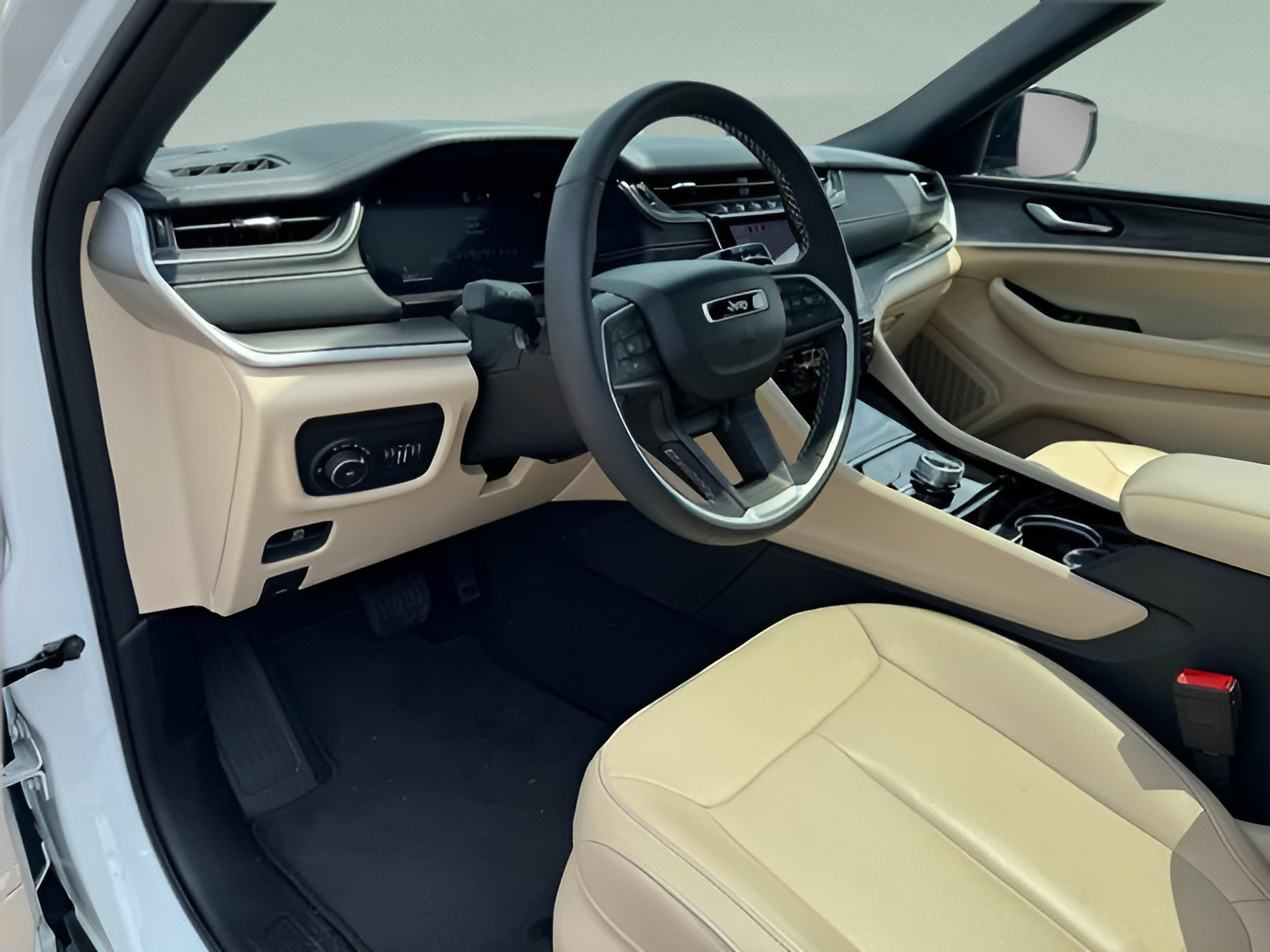 Used 2023 Jeep Grand Cherokee L Limited AWD/4WD image 21