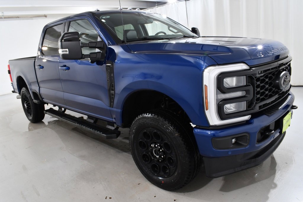 New 2026 Ford F350 Lariat w/ Black Appearance Package image 5