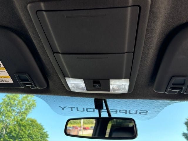 Used 2014 Ford F250 Lariat w/ Chrome Package AWD/4WD image 9