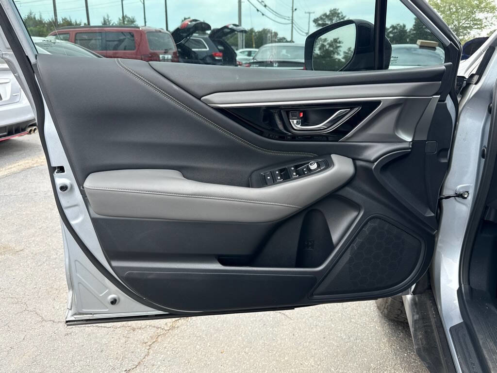 Used 2020 Subaru Outback Onyx Edition XT image 25