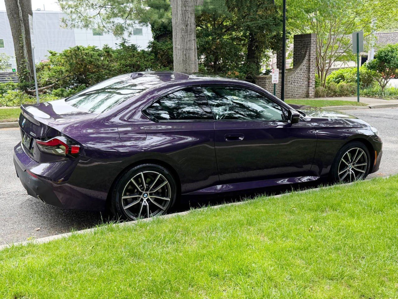 Used 2023 BMW 230i xDrive Coupe w/ Premium Package AWD/4WD image 9