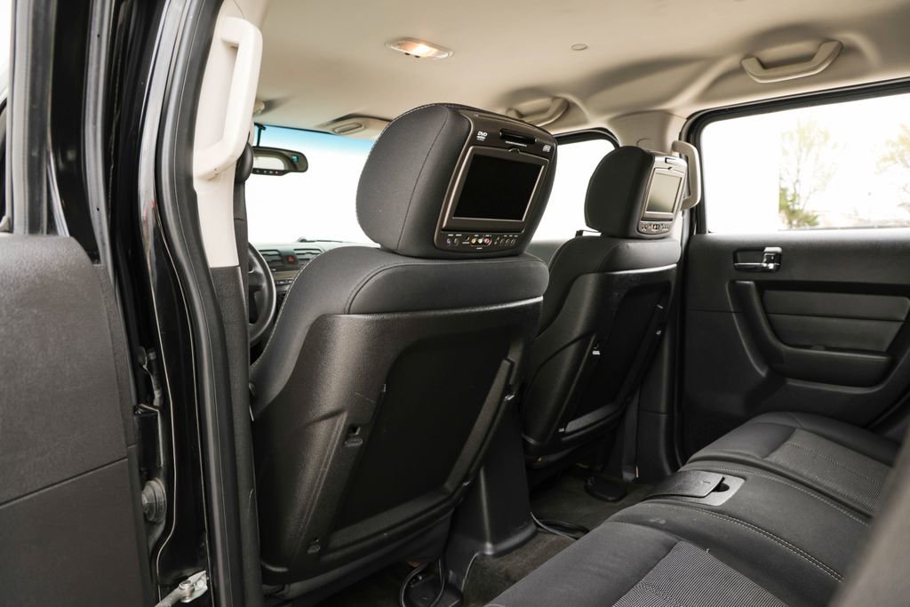 Used 2006 HUMMER H3 w/ Chrome Appearance Package image 26