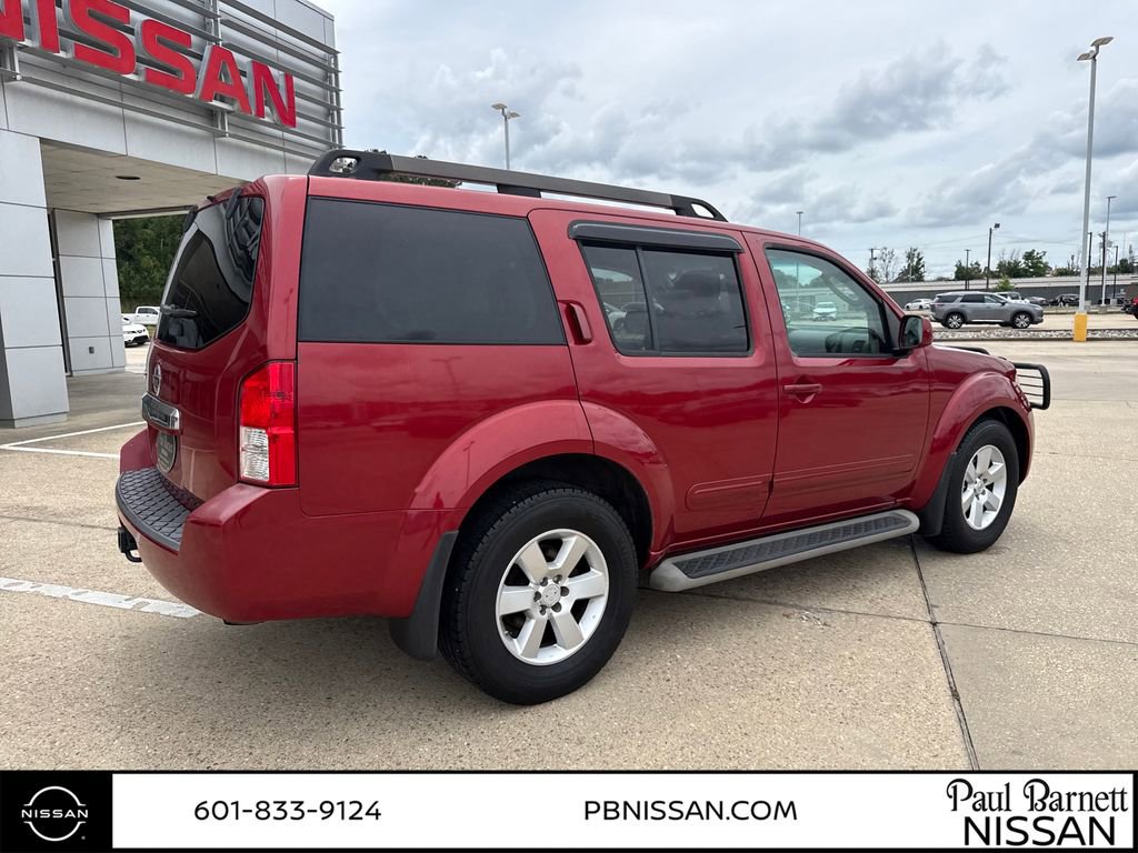 Used 2012 Nissan Pathfinder SV RWD image 8