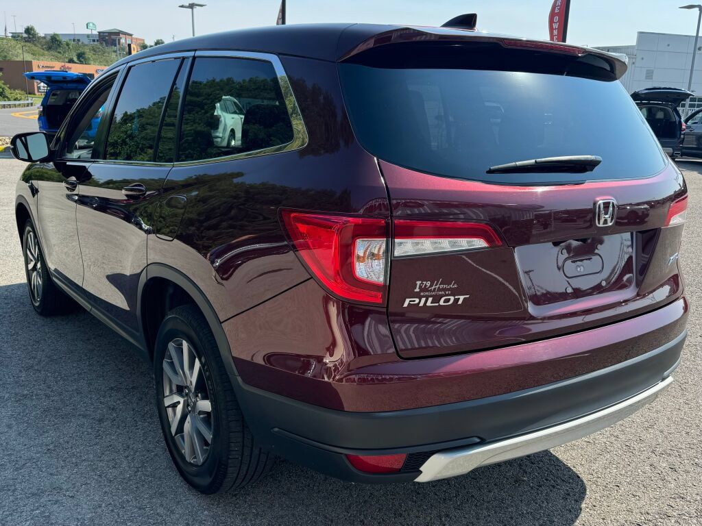 Used 2021 Honda Pilot EX image 5