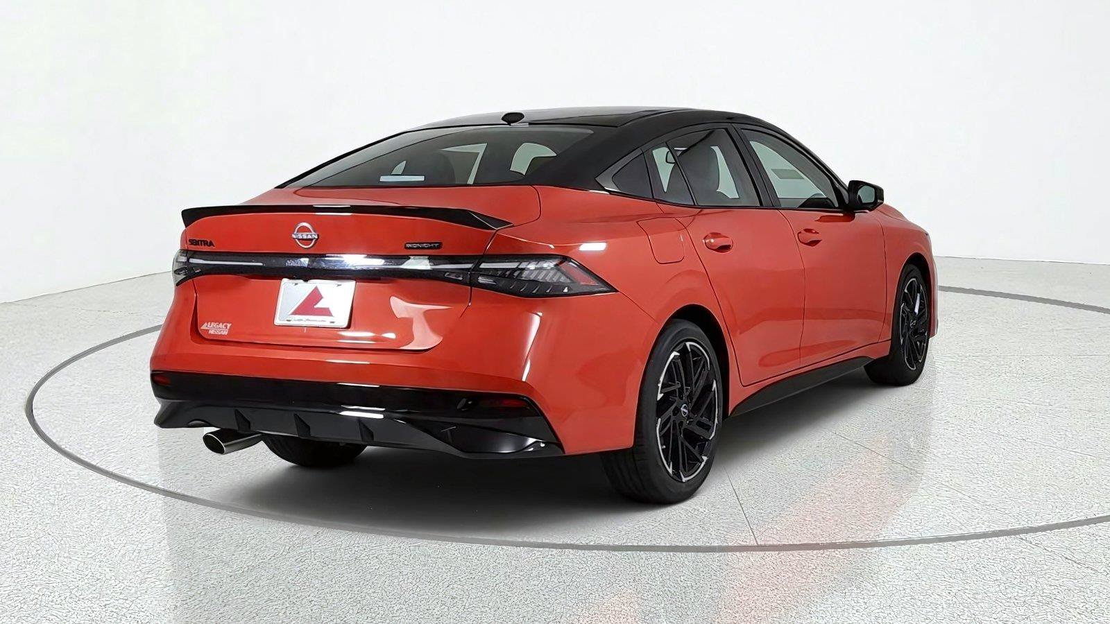 New 2027 Nissan Sentra SR w/ SR Premium Package FWD image 6