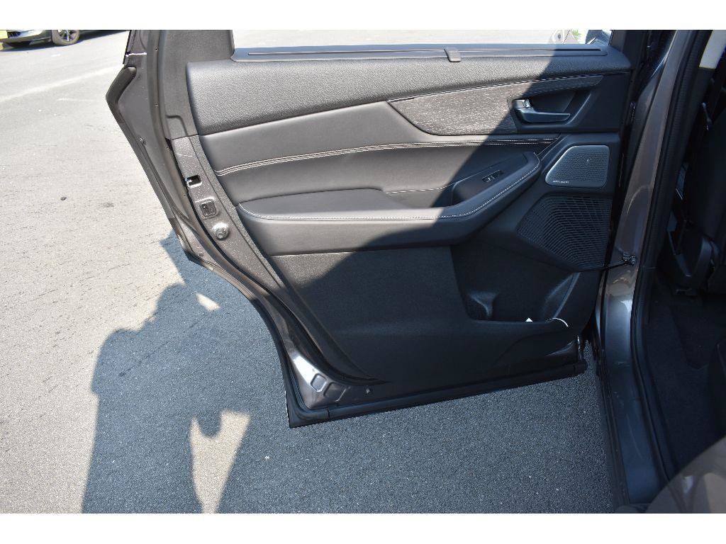 New 2026 Acura MDX w/ Advance Package AWD/4WD image 29