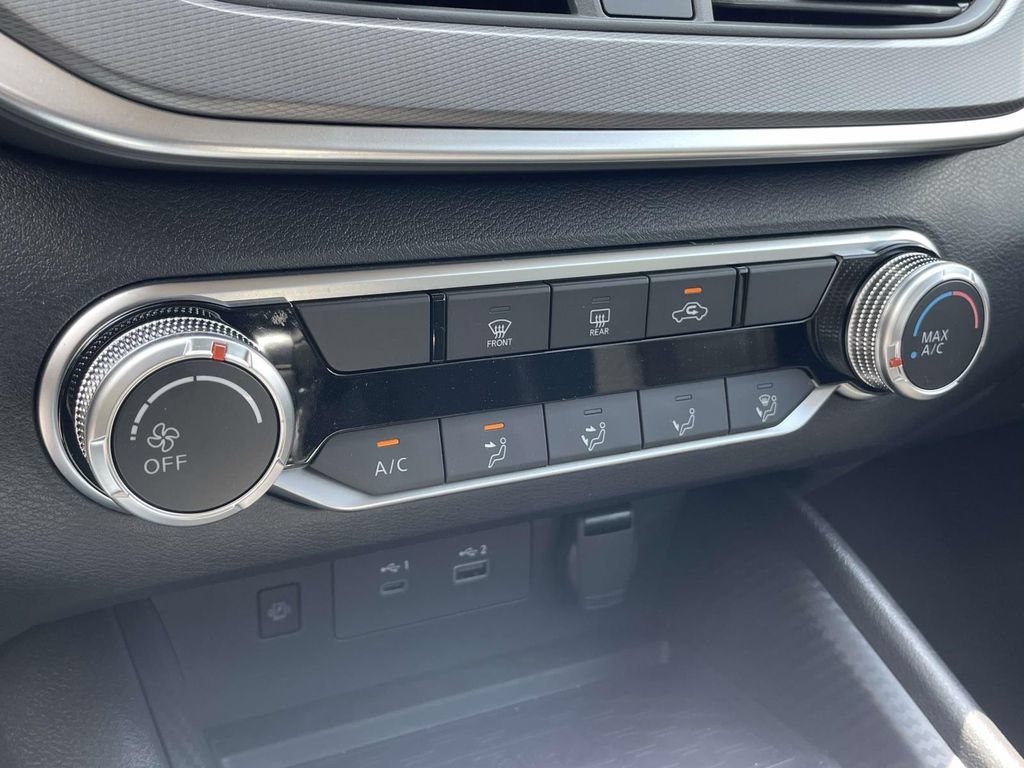 New 2026 Nissan Altima 2.5 SR FWD image 17