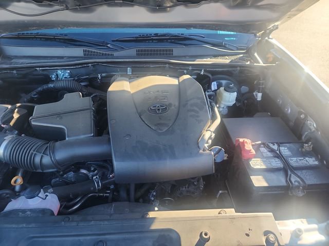 Used 2021 Toyota Tacoma SR image 25