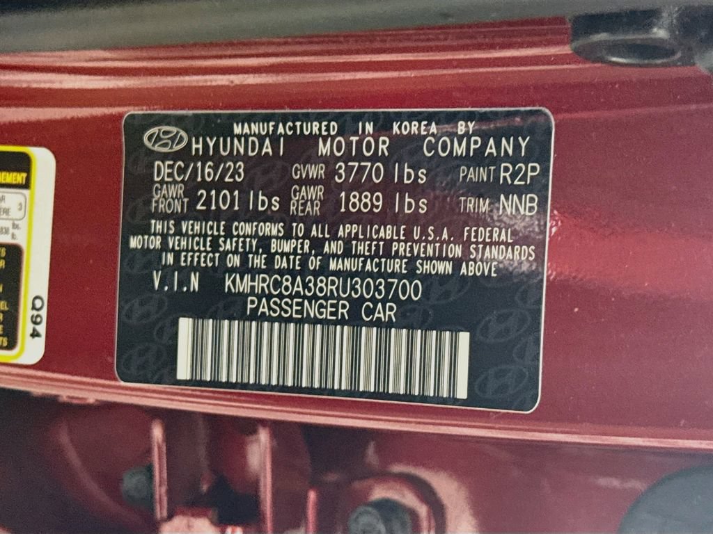 Certified 2024 Hyundai Venue SEL FWD image 36