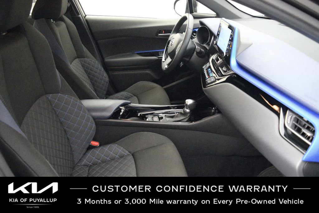Used 2020 Toyota C-HR XLE FWD image 16