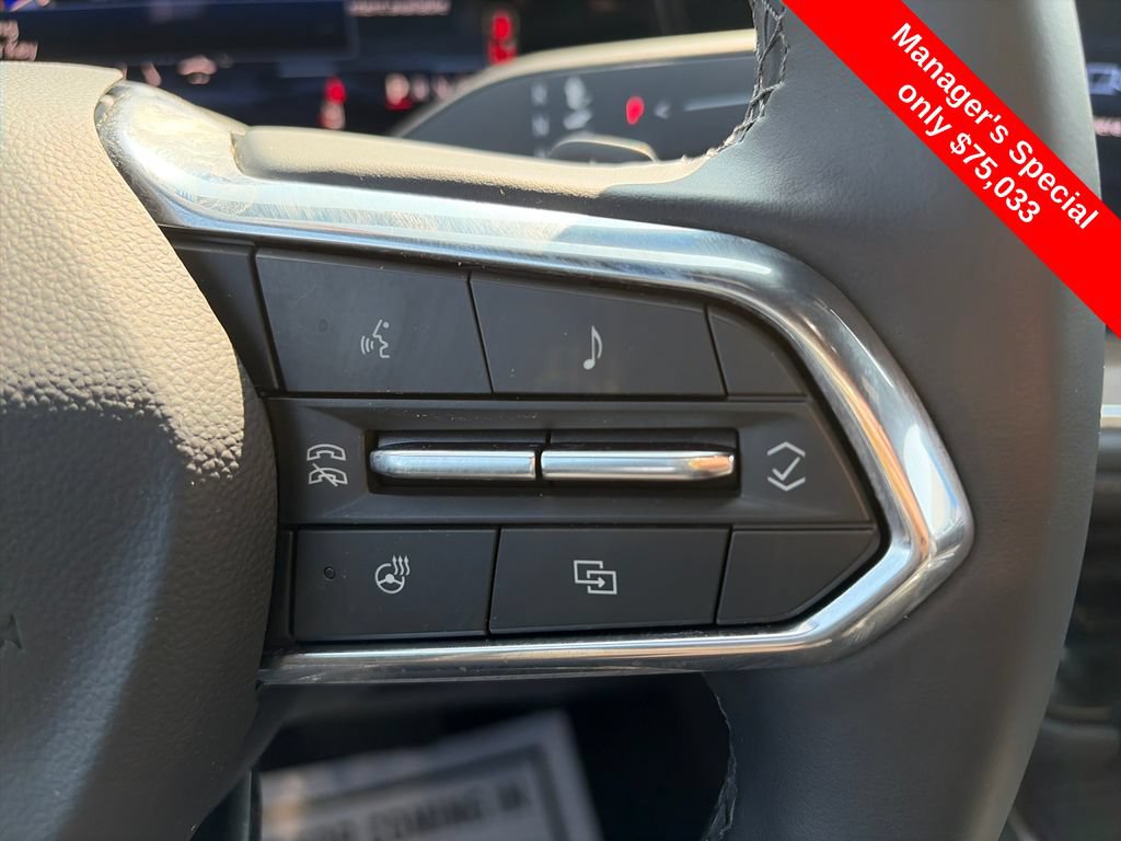 Used 2025 Chevrolet Tahoe High Country AWD/4WD image 14
