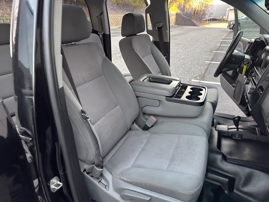 Used 2016 Chevrolet Silverado 1500 W/T w/ Black Out Edition image 24