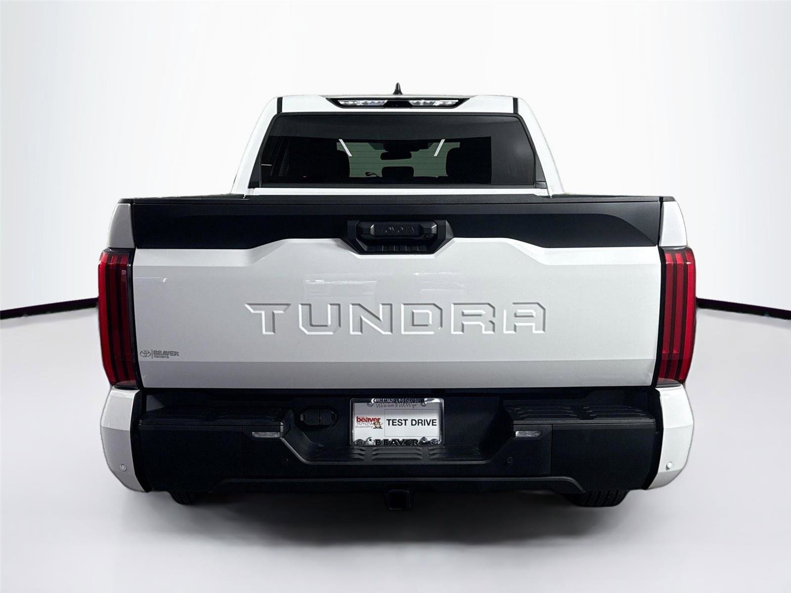 Used 2024 Toyota Tundra SR5 w/ SR5 Convenience Package RWD image 10