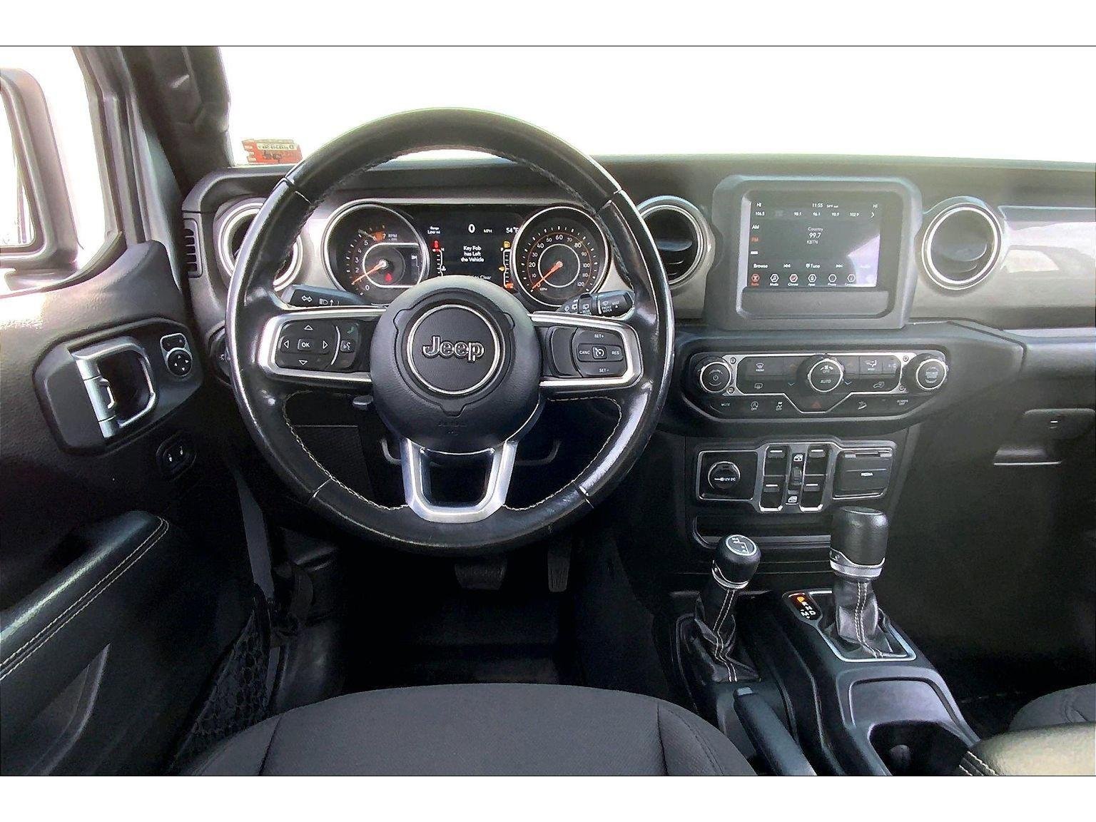 Used 2019 Jeep Wrangler Unlimited Sahara image 5