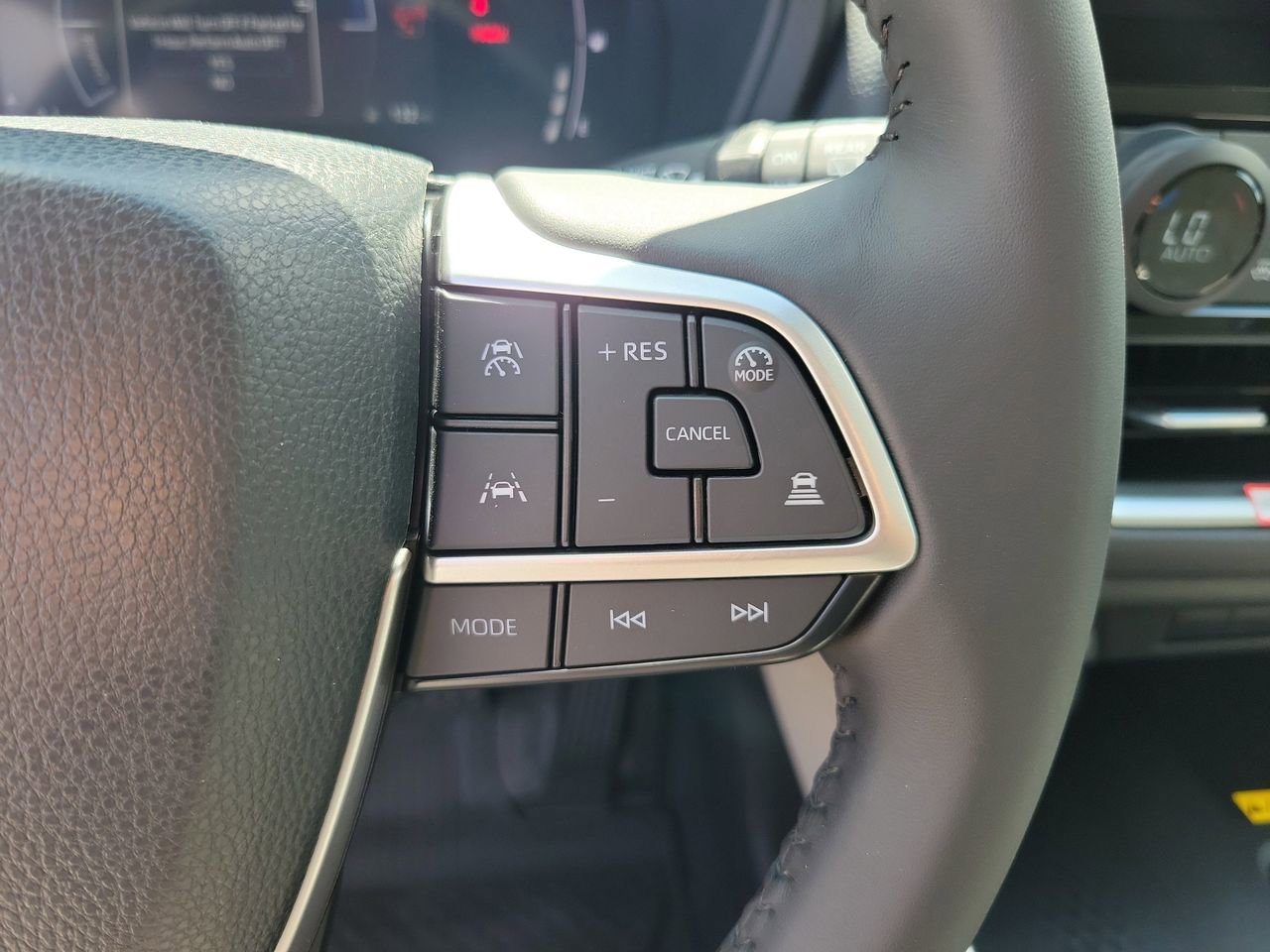 New 2026 Toyota Grand Highlander XLE FWD image 22