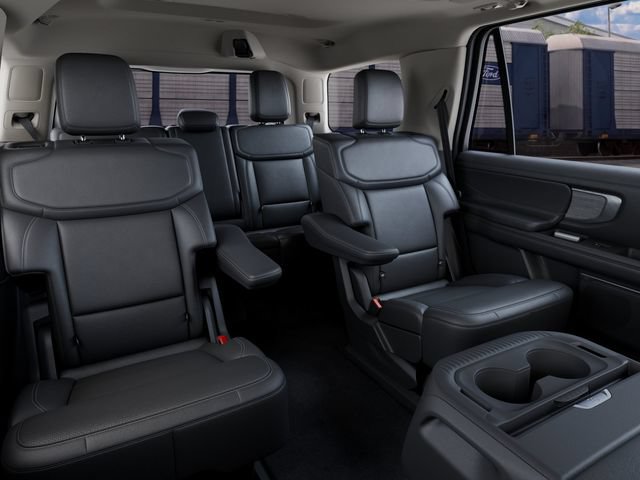 New 2027 Ford Expedition Platinum AWD/4WD image 11