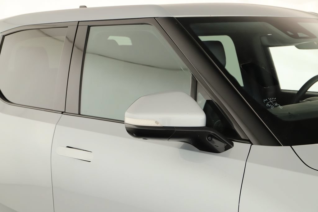 Used 2023 Rivian R1T Adventure AWD/4WD image 35