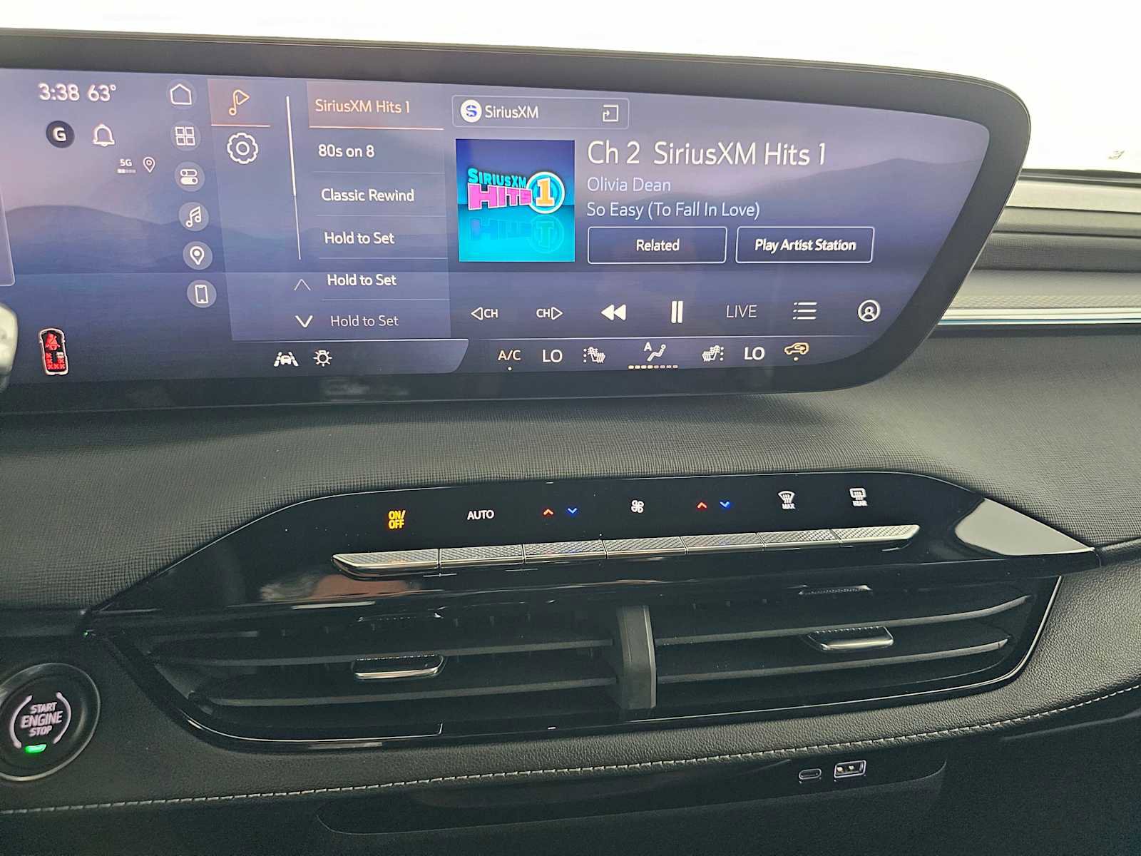 New 2026 Buick Enclave Sport Touring w/ Power Package image 27