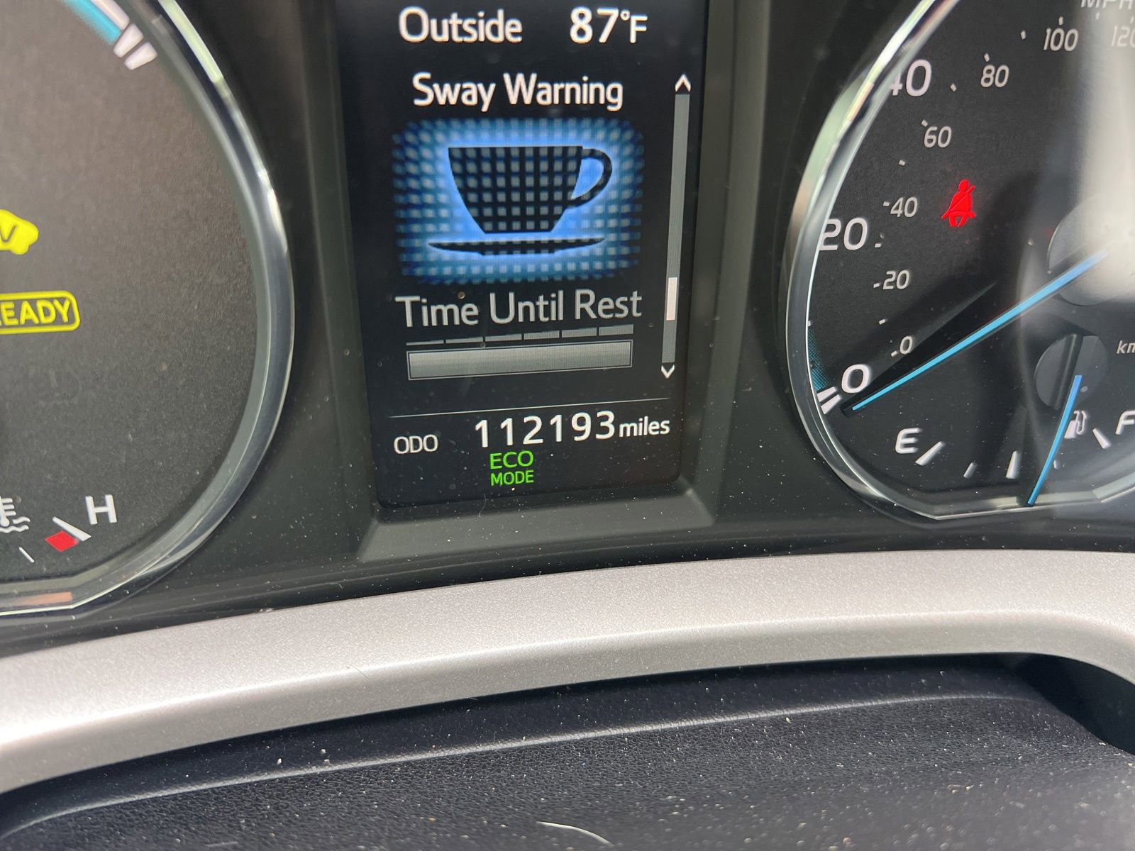 Used 2017 Toyota RAV4 XLE AWD/4WD image 11