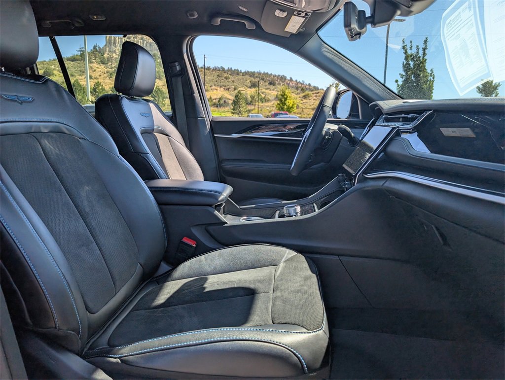 Used 2024 Jeep Grand Cherokee Trailhawk w/ Advanced Protech Group II image 20