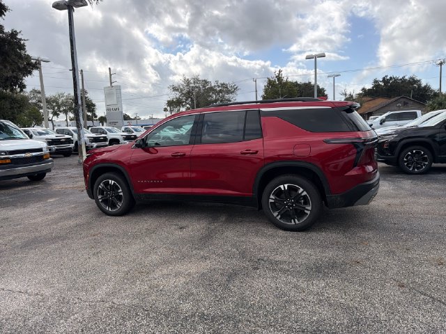 New 2027 Chevrolet Traverse LT w/ Sun and Wheel Package FWD image 6