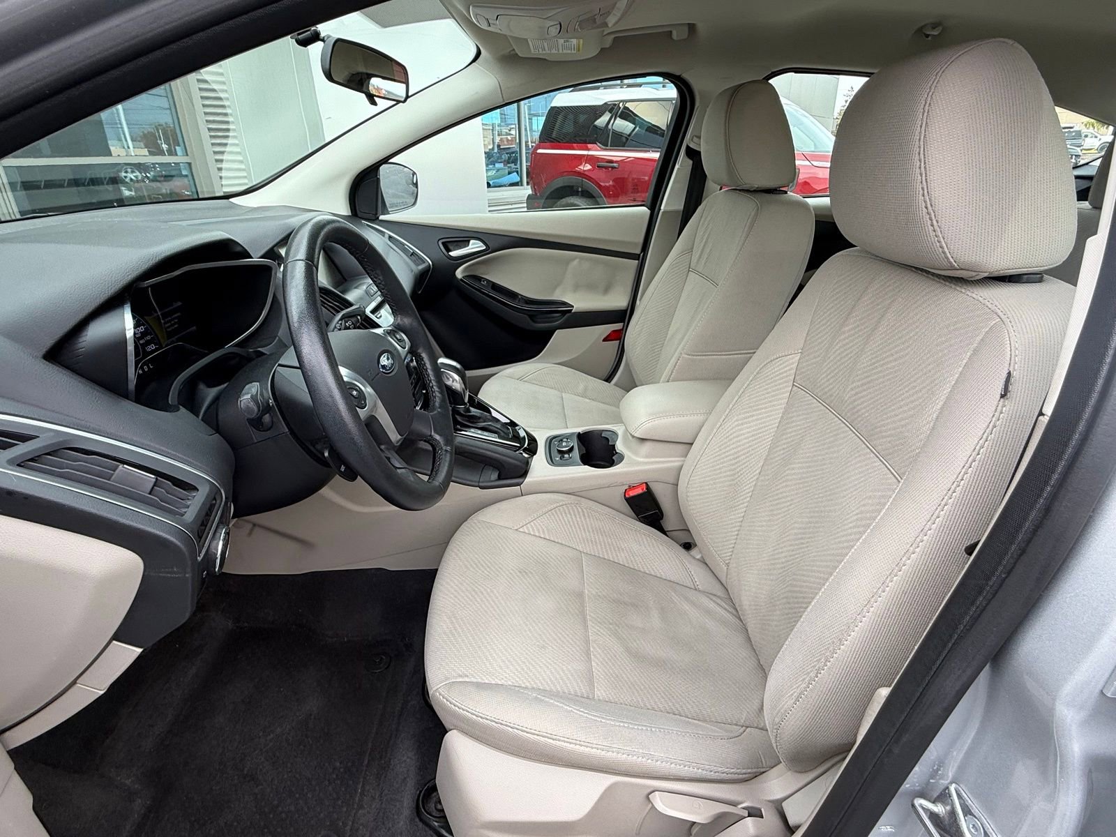 Used 2014 Ford Focus Electric Hatchback image 11