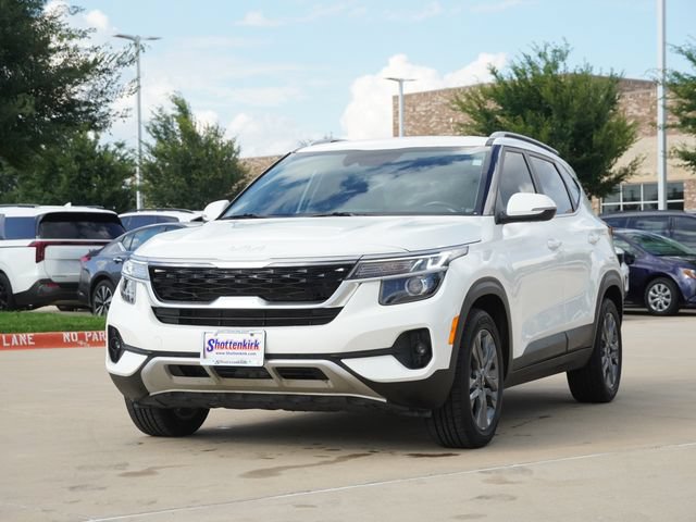 Used 2023 Kia Seltos S FWD image 3